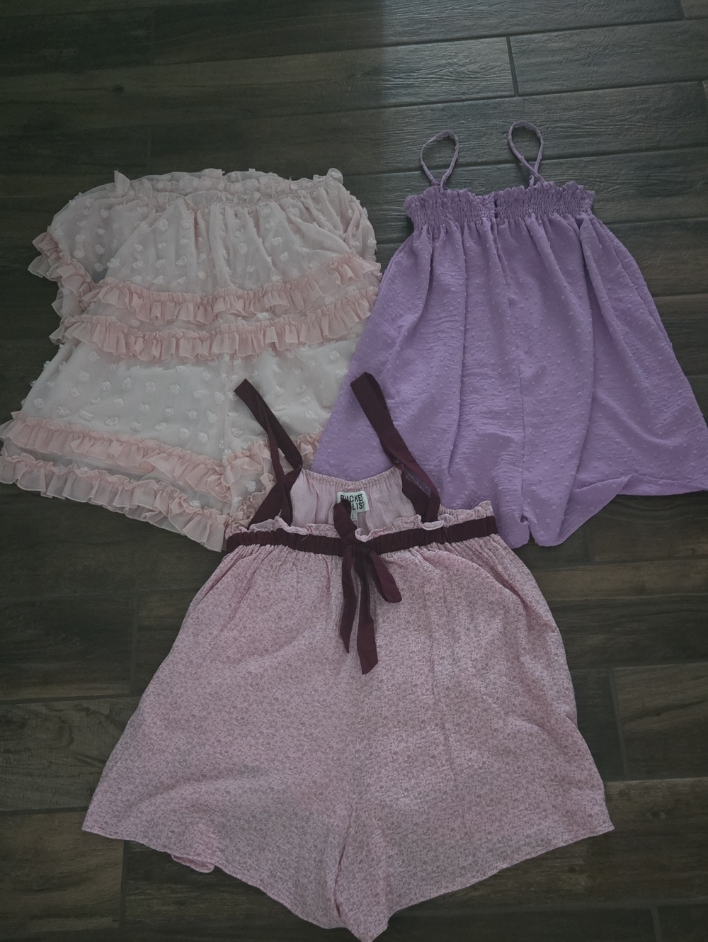 3 Shorts Rompers